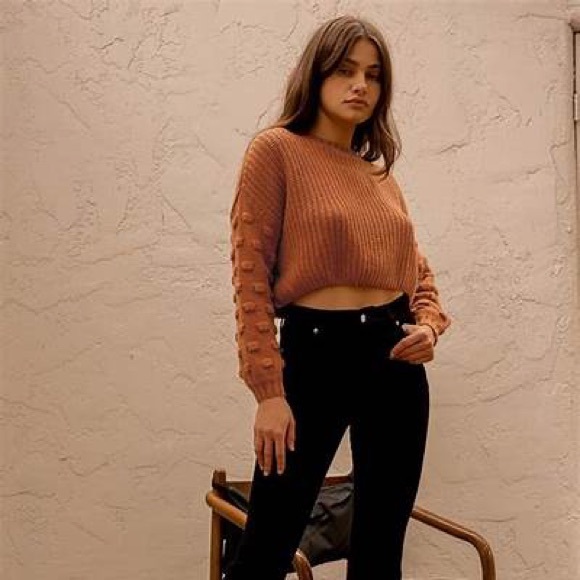 NWOT Cropped Rust Orange Sweater - Picture 2 of 2